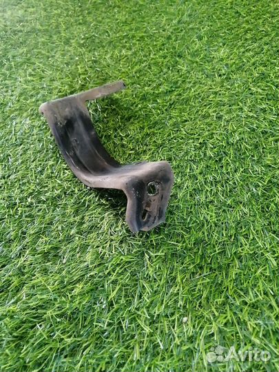 Крепление радиатора левое Honda Cr-V RE4 2008