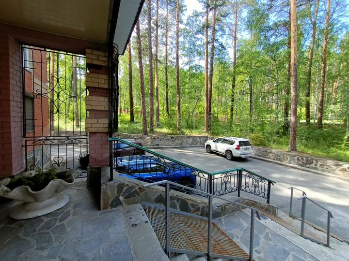 1-к. квартира, 53 м², 4/10 эт.