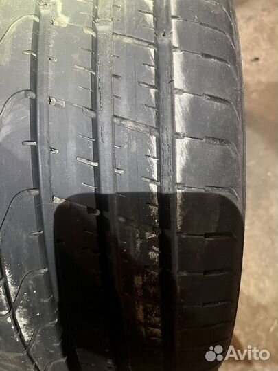 Pirelli P Zero 255/35 R19