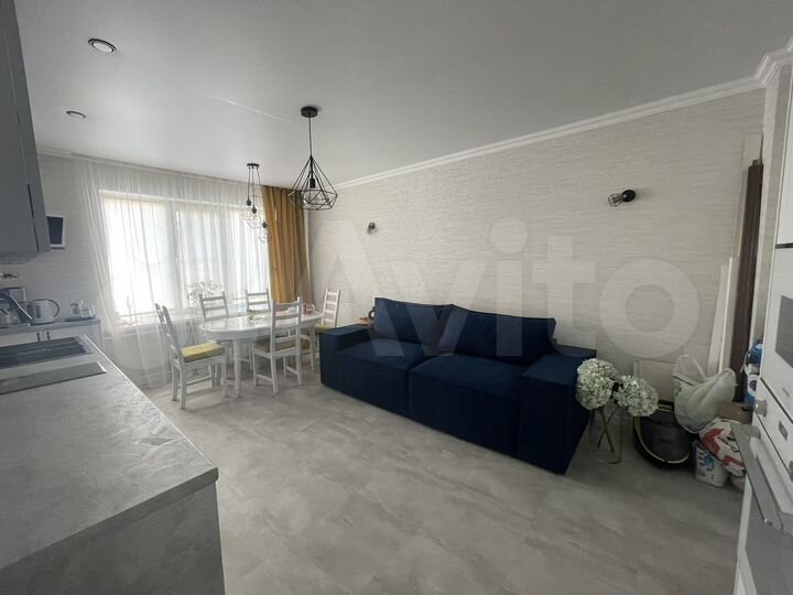 3-к. квартира, 65 м², 2/4 эт.