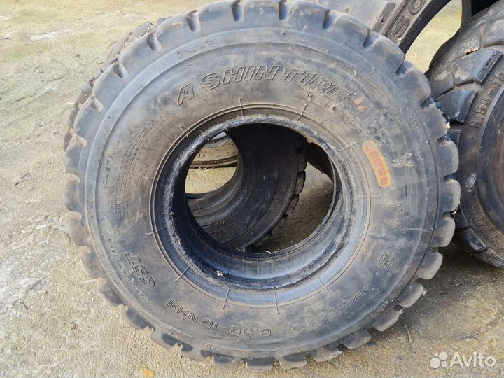 Продам шины на погрузчик