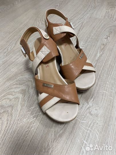 Босоножки на платформе