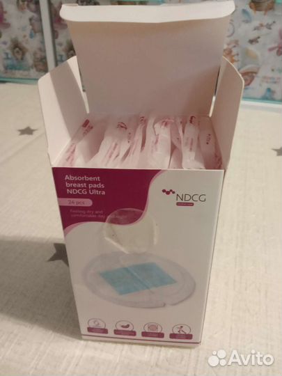 Молокоотсос и бутылочки Avent+вкладыши+ниблер