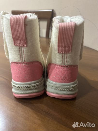 Продам ботинки