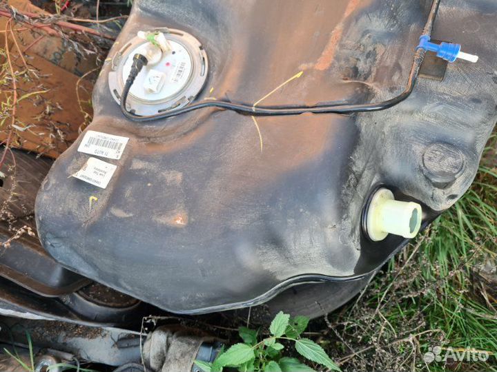 Бензобак Nissan Murano Z51 VQ35DE 2012