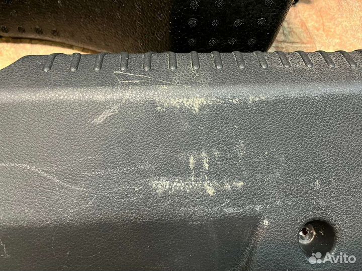 Обшивка и органайзер багажника LADA Vesta SW