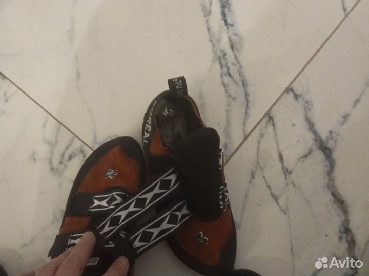 Спортивная обувь скальники