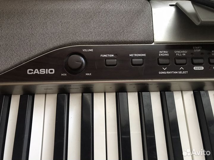Продается электронное пианино casio privia PX-110