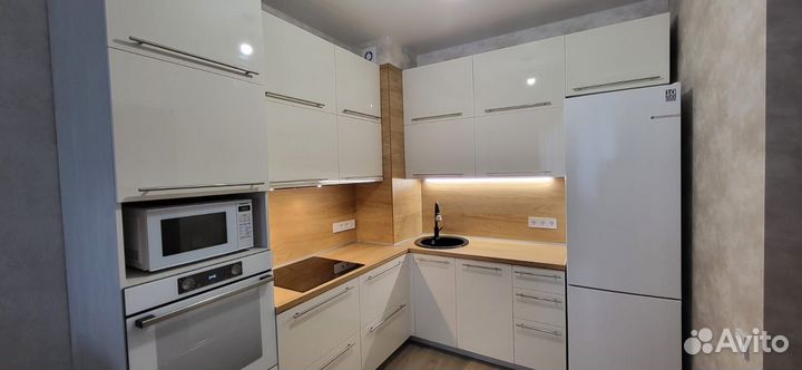 Кухня, кухонный гарнитур, мебель в кухню новая