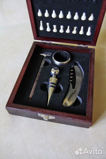 Подарочный набор для вина с шахматами