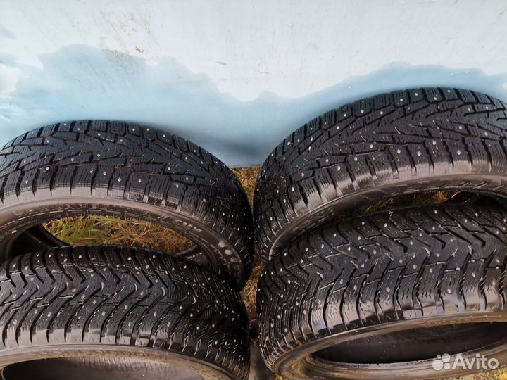 Nokian Tyres Hakkapeliitta 8 SUV 235/55 R19