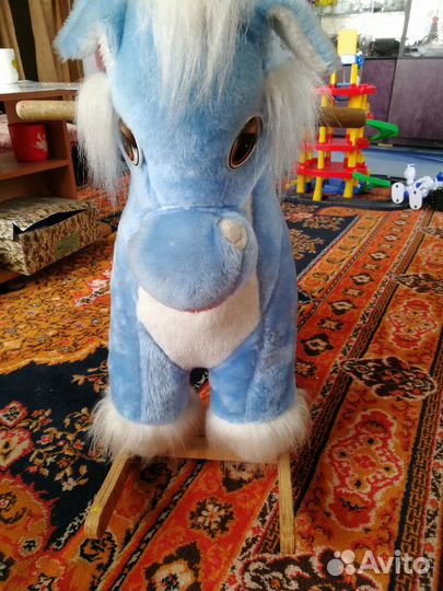 Детская качалка лошадь