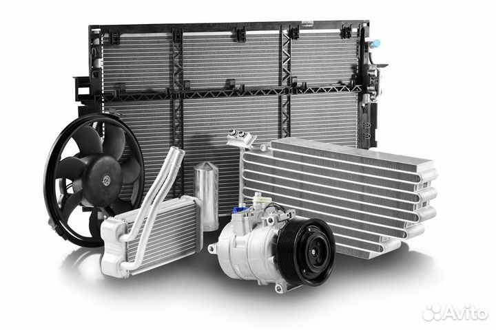 Радиатор охлаждения Митсубиси Паджеро Спорт I 3.0