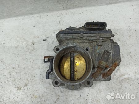 Дроссельная заслонка