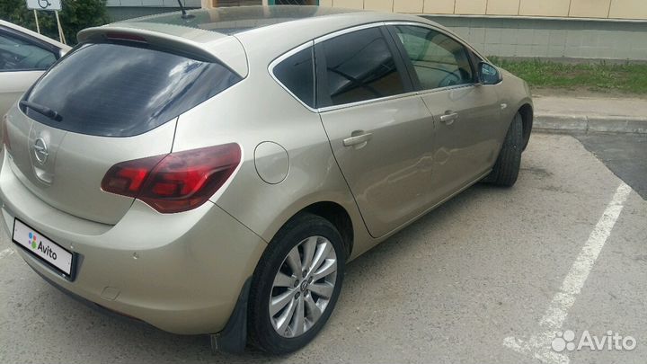 Opel Astra 1.6 AT, 2011, 149 000 км