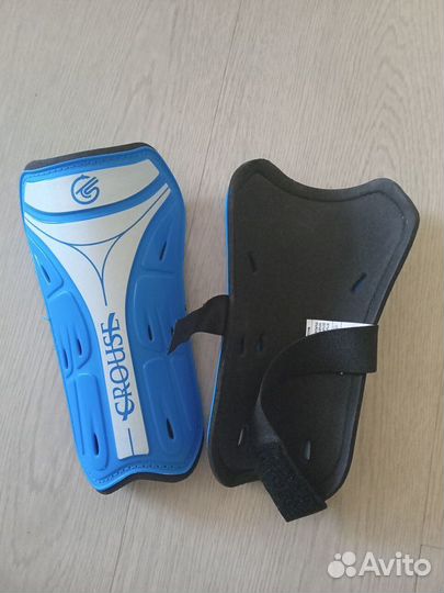 Защита для голени футбольная