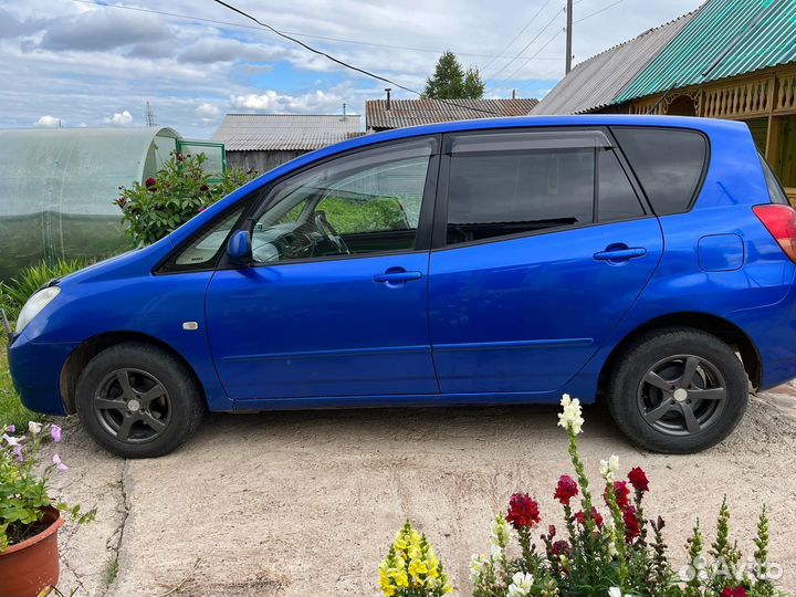 Toyota Corolla Spacio 1.5 AT, 2003, 273 000 км