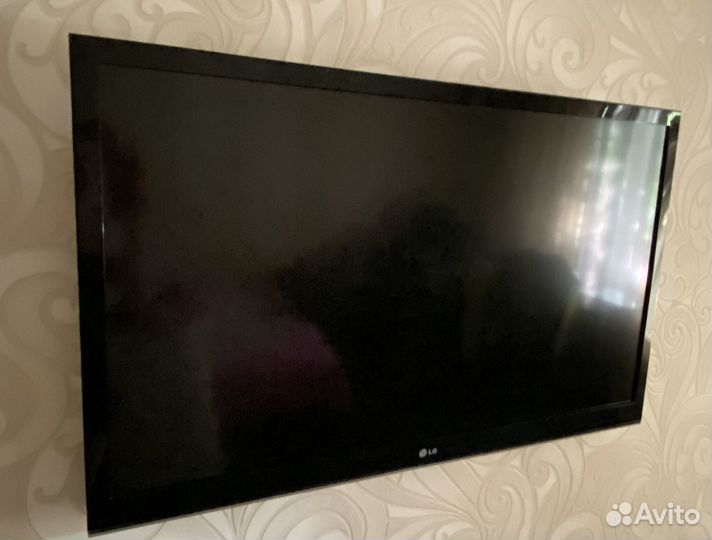 Телевизор lg47lv3500