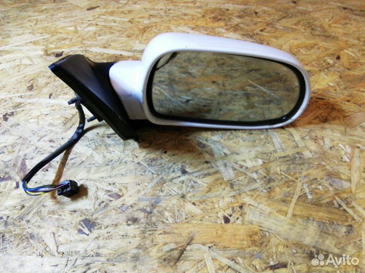 Зеркало заднего вида боковое переднее правое Geely