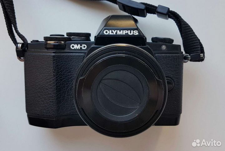 Фотоаппарат olympus OM-D E-M10