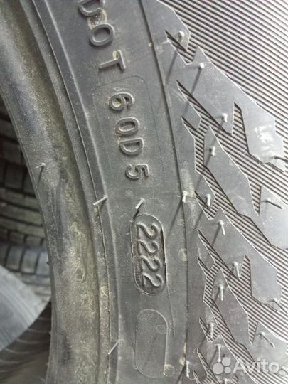 Nokian Tyres Hakkapeliitta 9 215/55 R17 98T