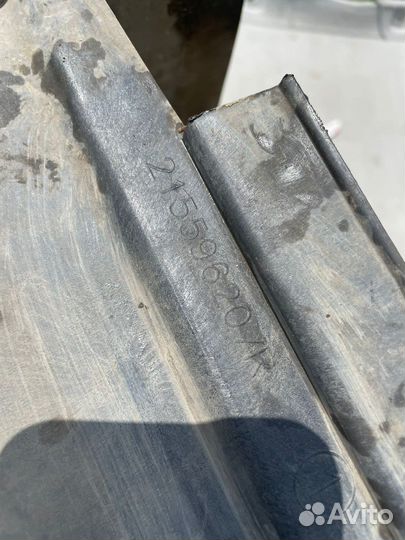 Диффузор радиатора renault logan2