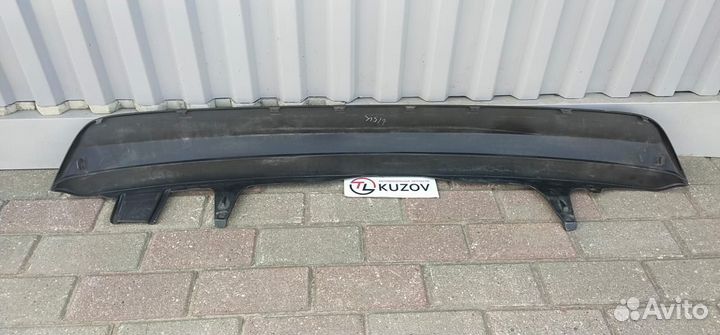 Накладка бампера задняя Toyota Highlander 2 40