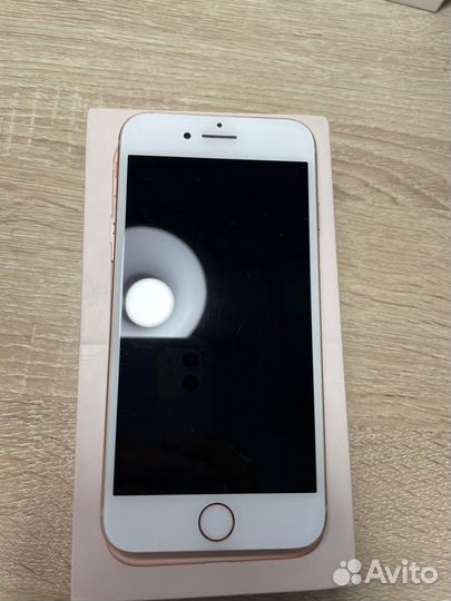iPhone 8, 64 ГБ