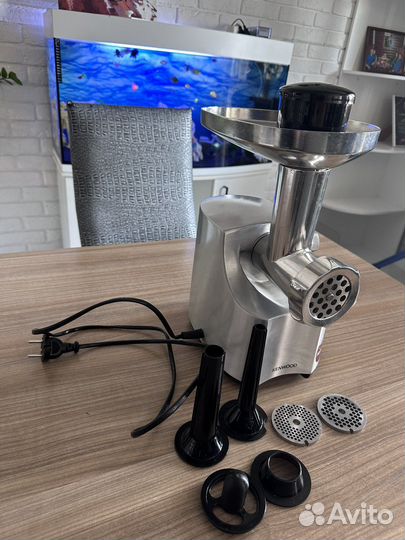 Электромясорубка Kenwood PRO 1600