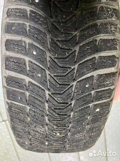 Michelin X-Ice North 3 215/55 R17 98T