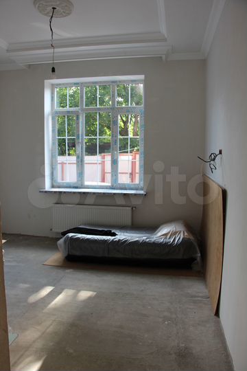 Дом 247 м² на участке 6 сот.