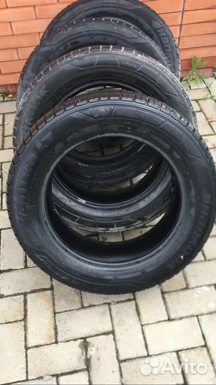 Hankook Vantra LT RA18 215/65 R17