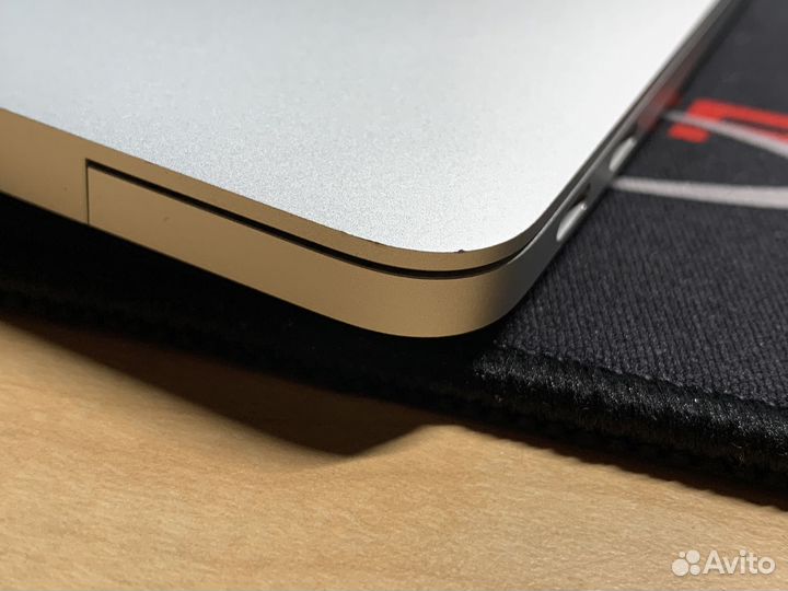 MacBook Pro 13 2016 i5 8/256GB