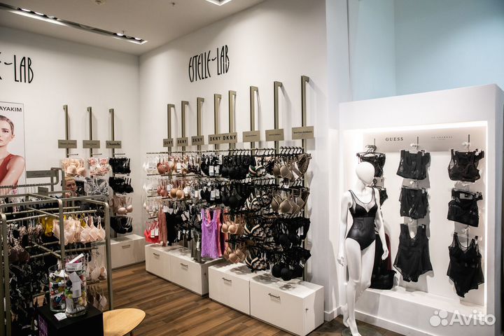 Продавец-консультант (Универмаг Цветной)