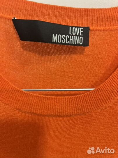 Джемпер женский Love Moschino