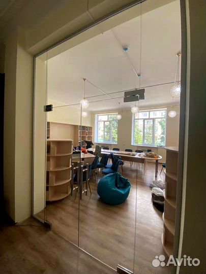 Дверное ограждение с установкой