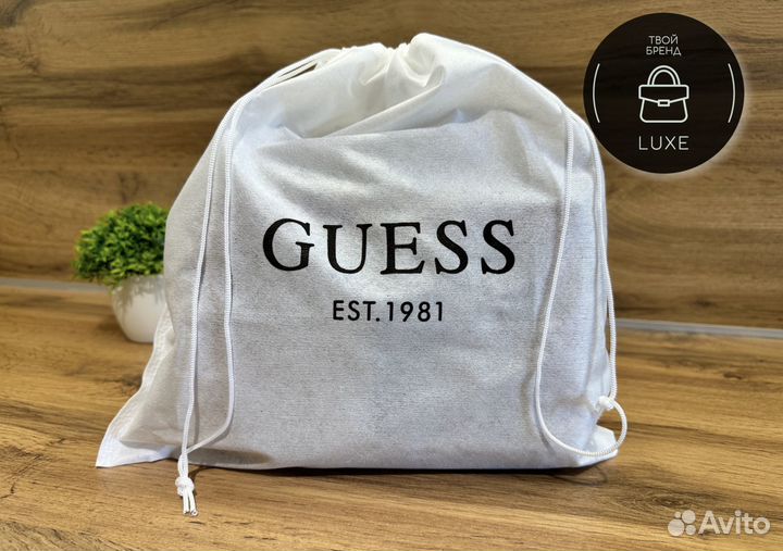 Сумка Guess Luxe