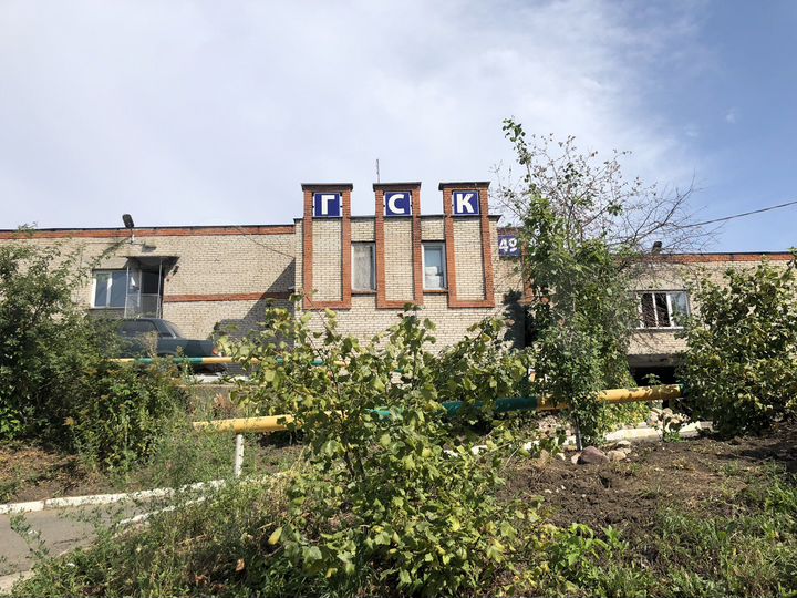 Гараж, > 30 м²