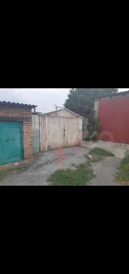 Гараж, > 30 м²