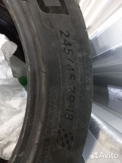 Michelin Pilot Sport 4 245/45 R18