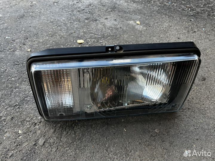 Фара правая передняя ваз