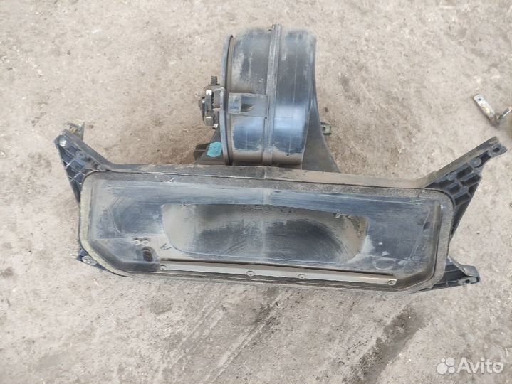 Мотор отопителя Mercedes-Benz 190 W201