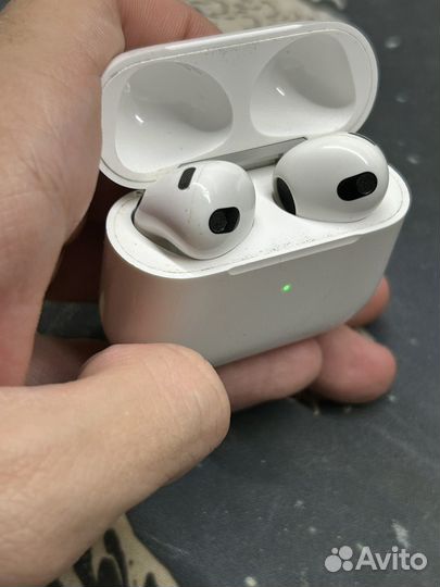 Беспроводные наушники Apple Airpods 3