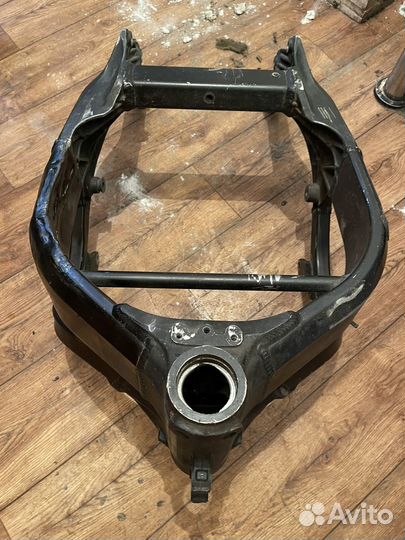 Рама от мотоцикла honda