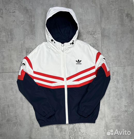 Куртка Adidas шикарная на осень (топ 2024)