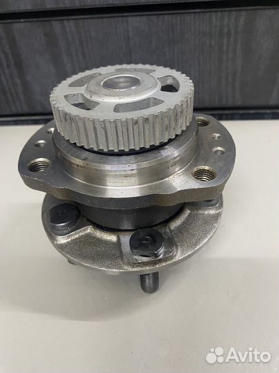 Ступица задняя chrysler Voyager 3/ Dodge Caravan 3