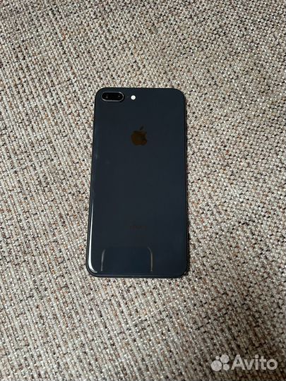 iPhone 8 plus 64gb