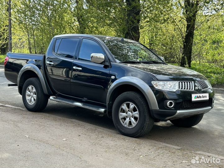 Mitsubishi L200 2.5 AT, 2014, 303 699 км