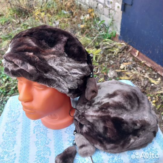 Берет женский мутоновый