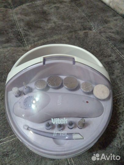 Маникюрный набор Vitek 2209